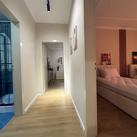 Comfort Apartment *